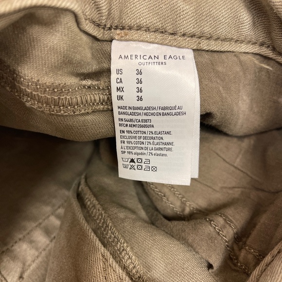 American Eagle Outfitters Next Level Flex  Distressed Jean Shorts 36 NWT❗️ - Picture 5 of 9